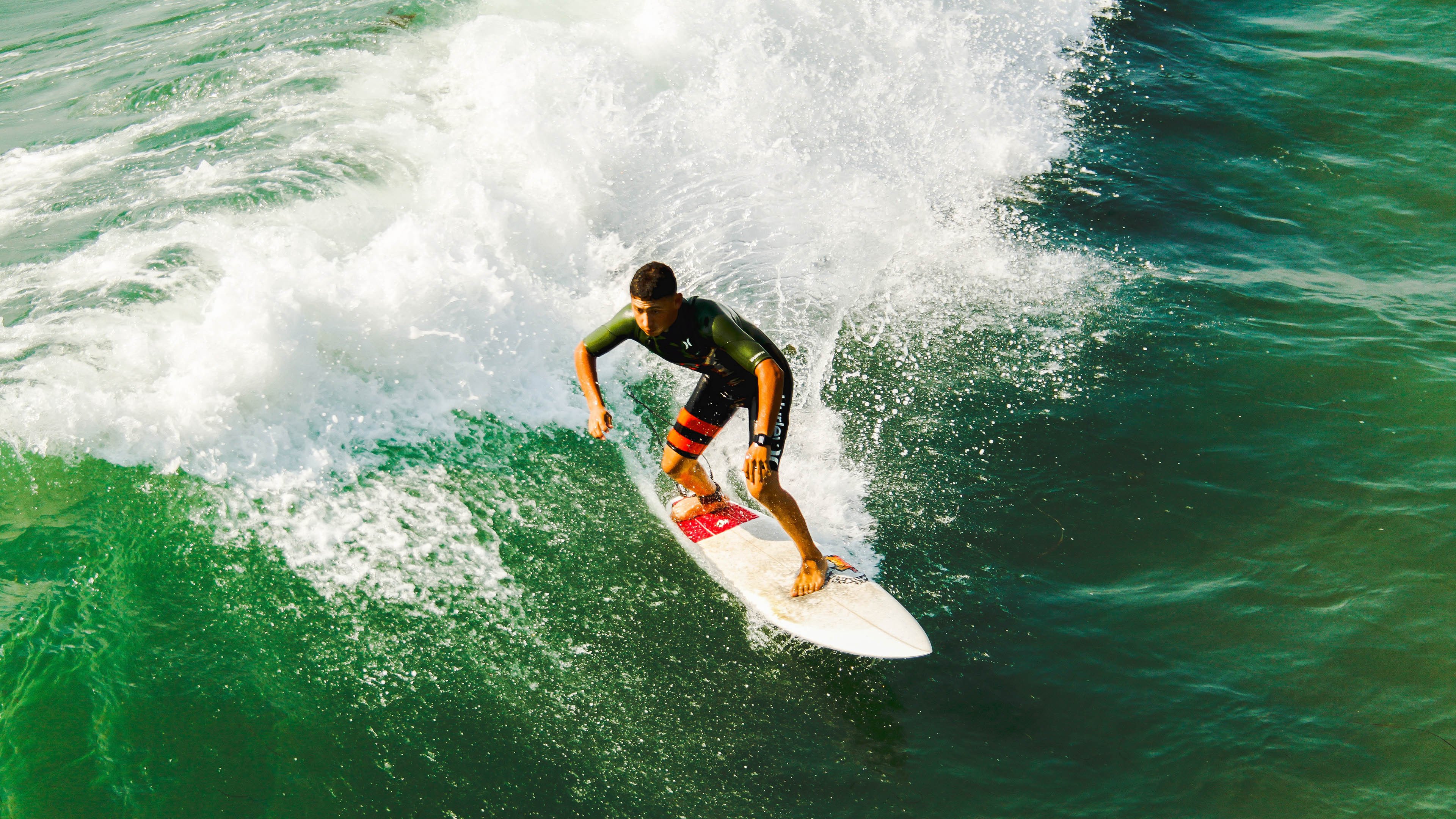 爱游戏体验-大型骑行节，绿色出行焕发新活力，绿色骑行环保先行